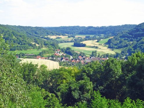 Blick von Langenburg ins Jagsttal und nach Bächlingen (Reinhard Wolf)